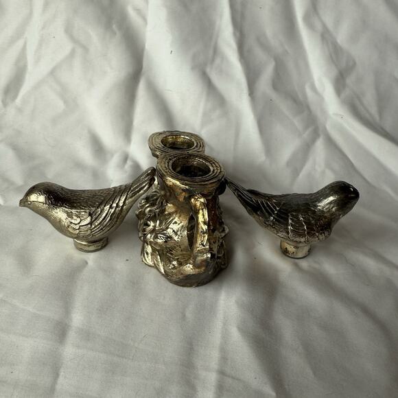 Vintage Metal Bird Salt & Pepper Shakers Set on Floral Base Home Decor - Picture 4 of 7